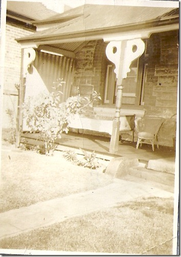 Front verandah of 111 Hay Street, Subiaco